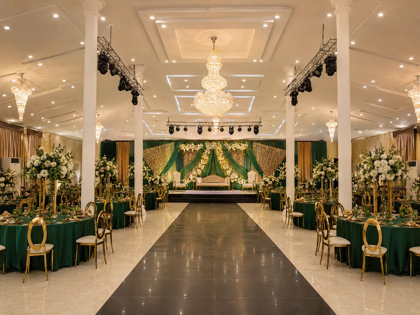 Gallery image at Manhattan Hall